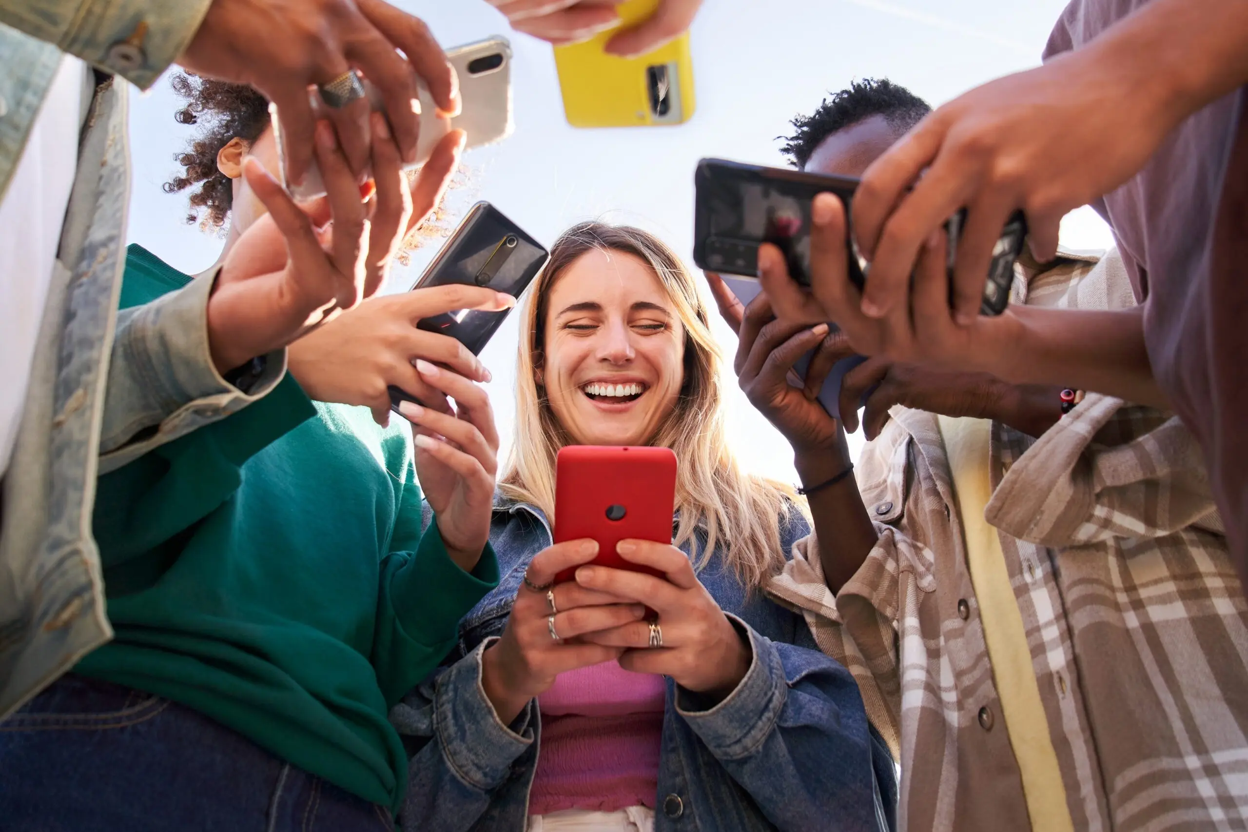 Young people accessing digital health and wellness resources